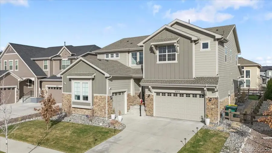 6742 S Waterloo Court, Aurora, CO 80016 - Image #2