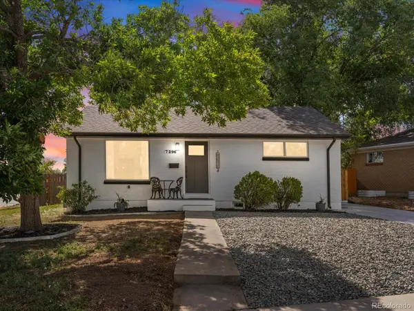 7296 Avrum Drive, Denver, CO 80221