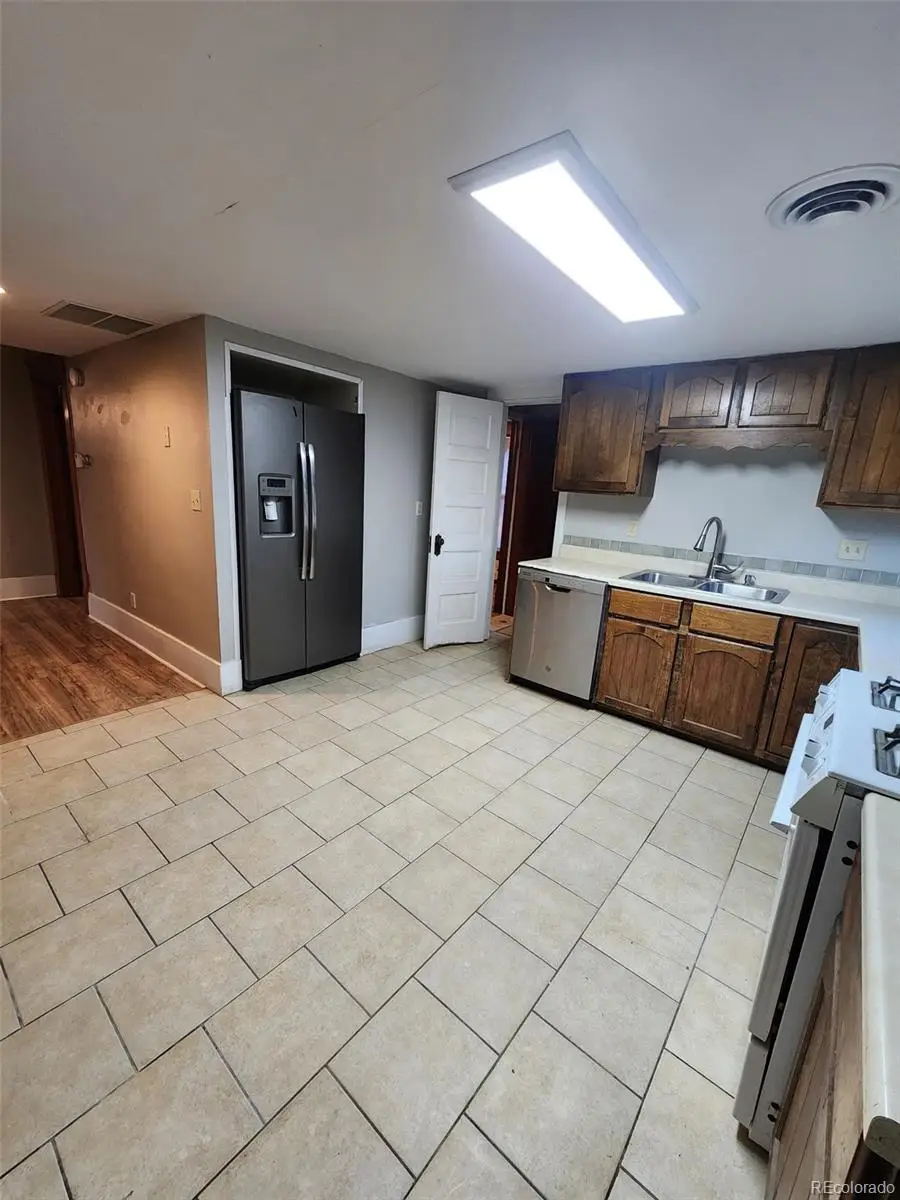 518 N 4th Street, Sterling, CO 80751 - Image #3