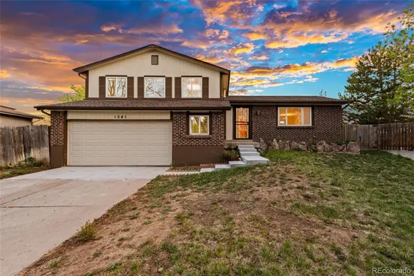 1541 S Fairplay Way, Aurora, CO 80012