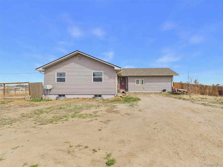 429 E Bate Avenue, Byers, CO 80103 - #3