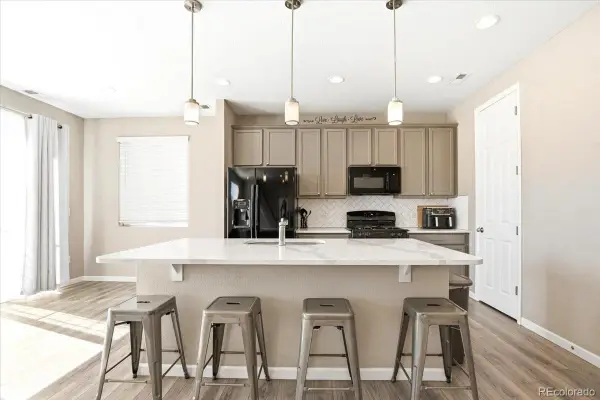 25562 E Bayaud Place, Aurora, CO 80018