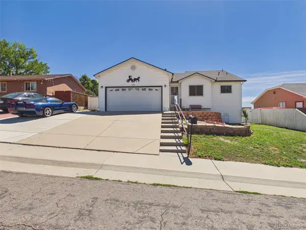 8250 Explorador Calle, Denver, CO 80229