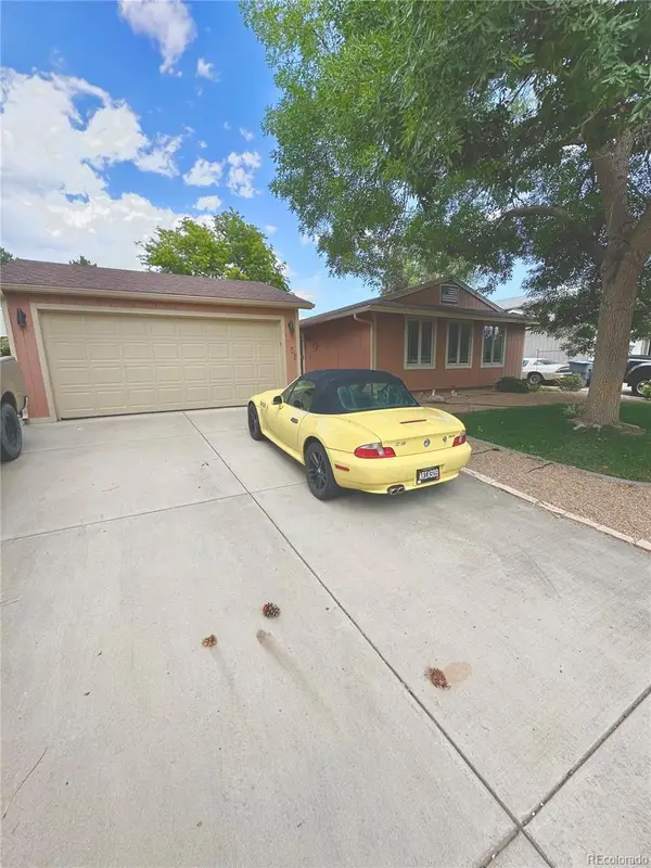 1057 Ponderosa Circle, Longmont, CO 80504