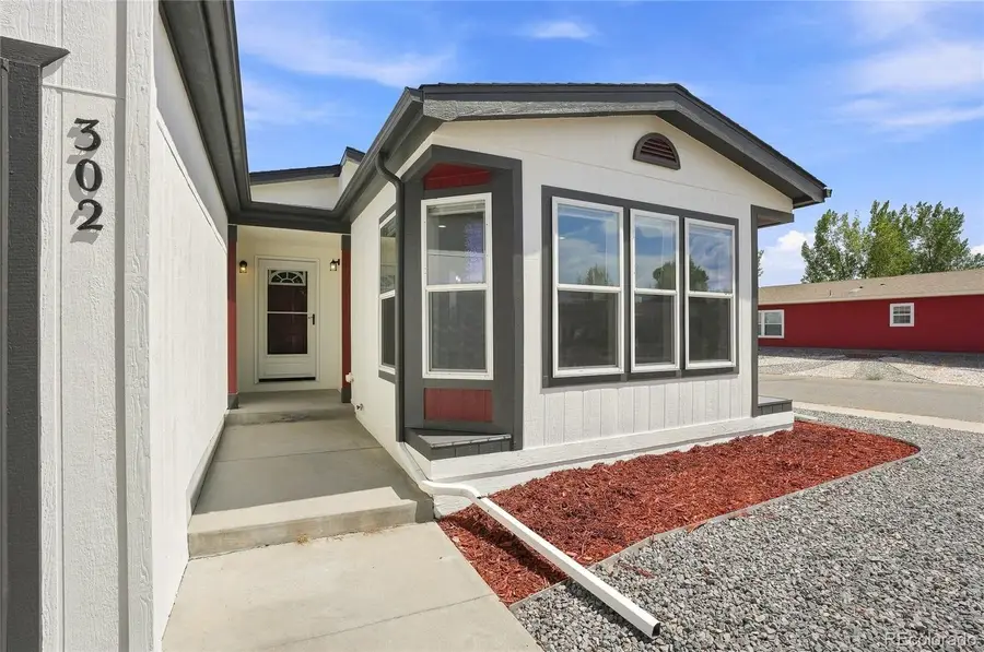 302 Apache Place, Lochbuie, CO 80603 - #2