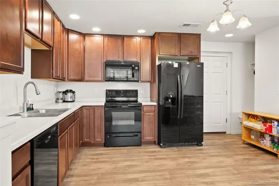 5270 Central Park Boulevard, Denver, CO 80238 - #3