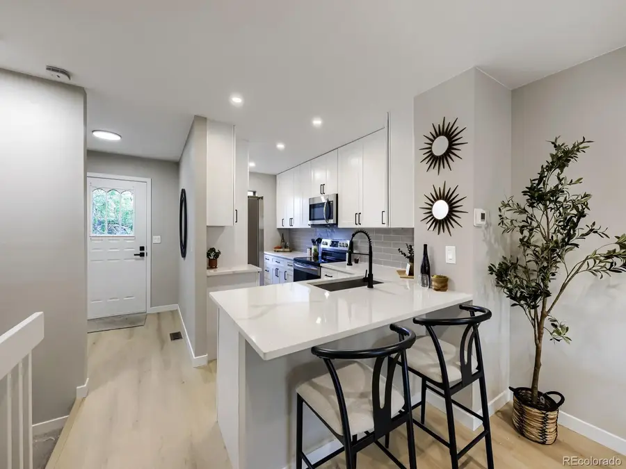 10595 W Dartmouth Avenue, Lakewood, CO 80227 - #2