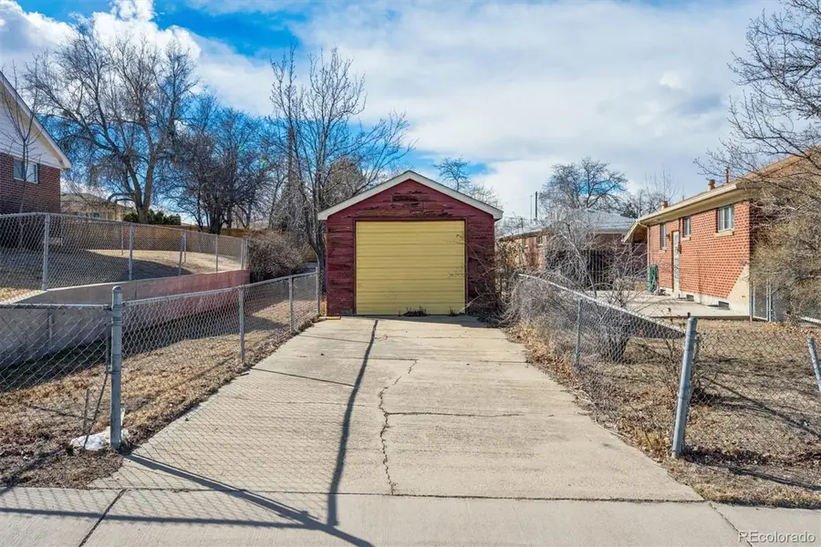 160 E 105th Avenue, Northglenn, CO 80233 - #2