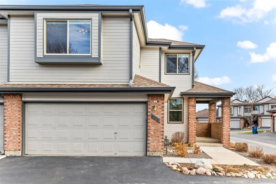 6310 S Harrison Way, Centennial, CO 80121 - Image #2