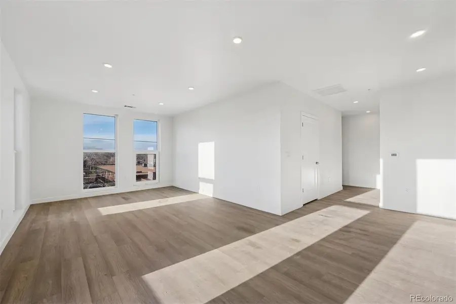 639 29th Street #400, Denver, CO 80205 - #2