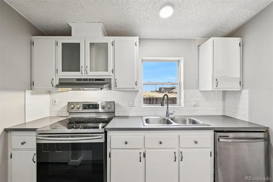 7041 Ash Court, Commerce City, CO 80022 - #2