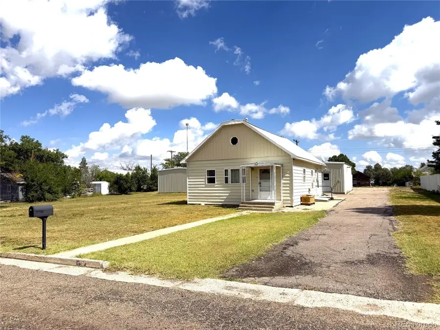 716 Pawnee, Flagler, CO 80815 - #2