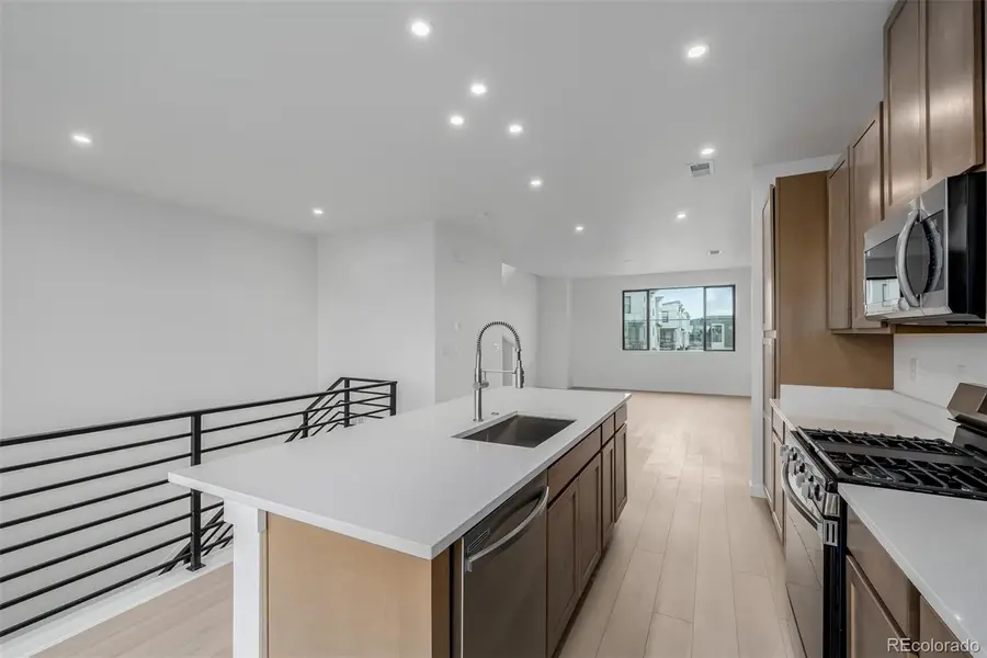 2076 S Holly Street #2, Denver, CO 80222 - #3