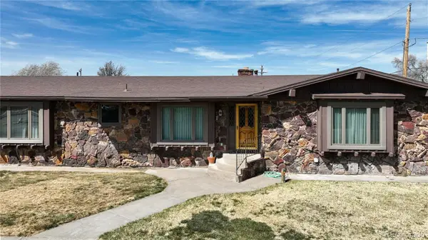 412 W Poplar Street, Walsh, CO 81090