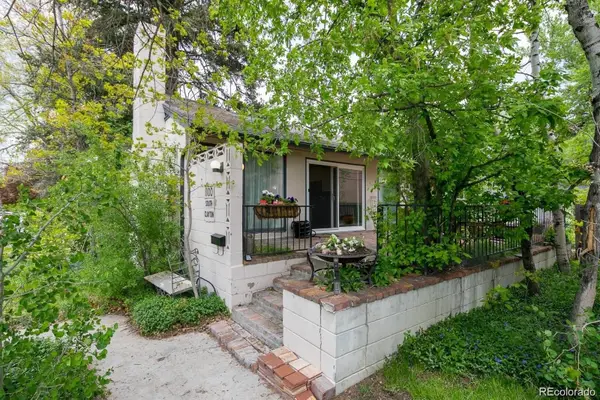 1100 S Clayton Street, Denver, CO 80210