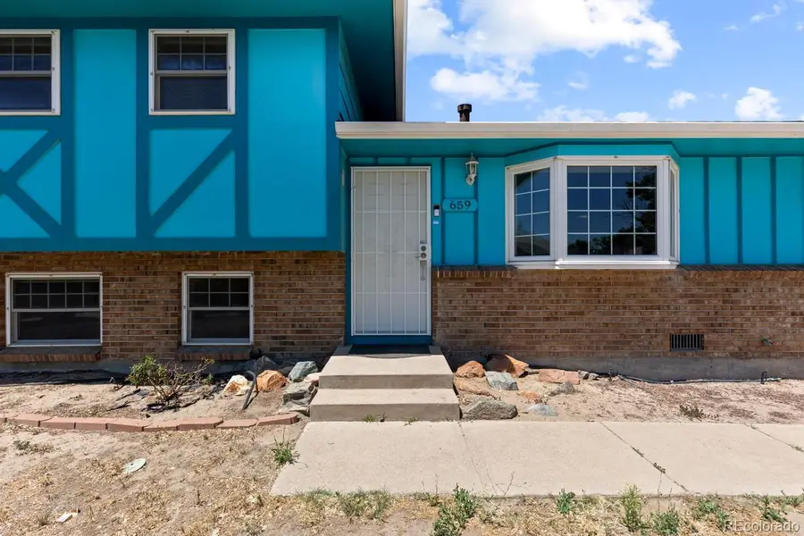 659 S Newark Court, Aurora, CO 80012 - #3