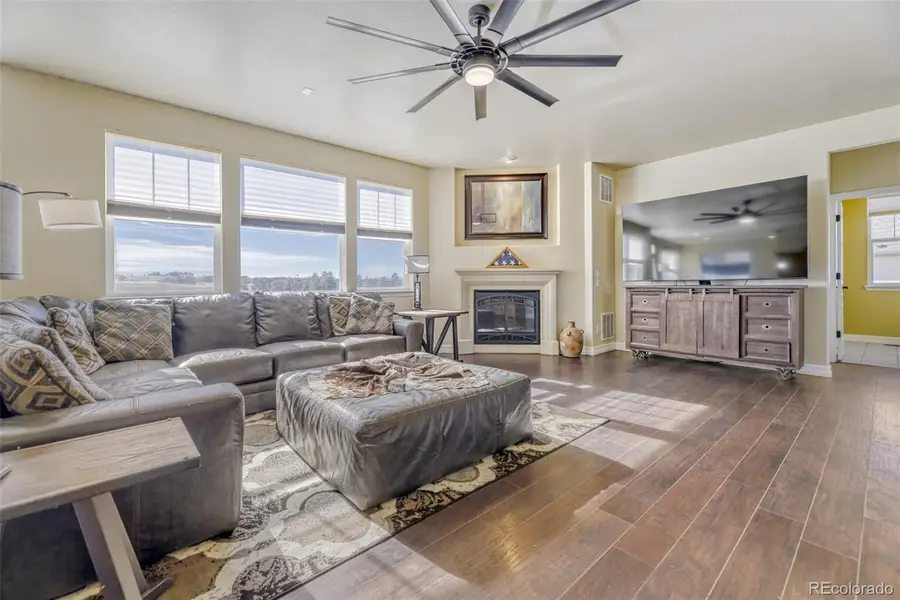 8247 S Country Club Parkway, Aurora, CO 80016 - Image #3