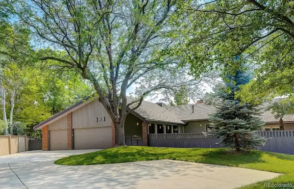 27 Beacon Hill Lane, Greenwood Village, CO 80111