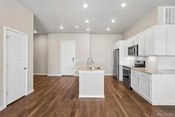 480 E Fremont Place #402, Centennial, CO 80122