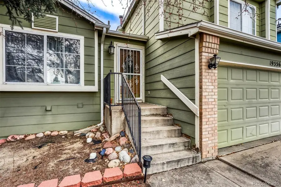 19356 E 40th Place, Denver, CO 80249 - #2
