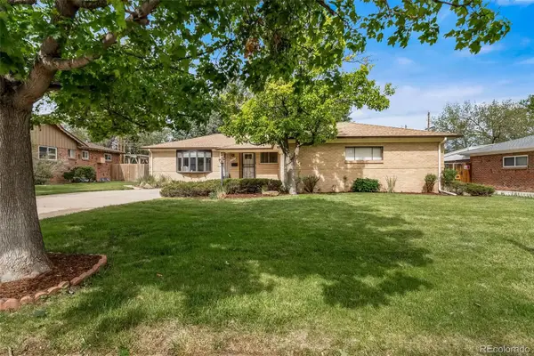 341 Newark Street, Aurora, CO 80010
