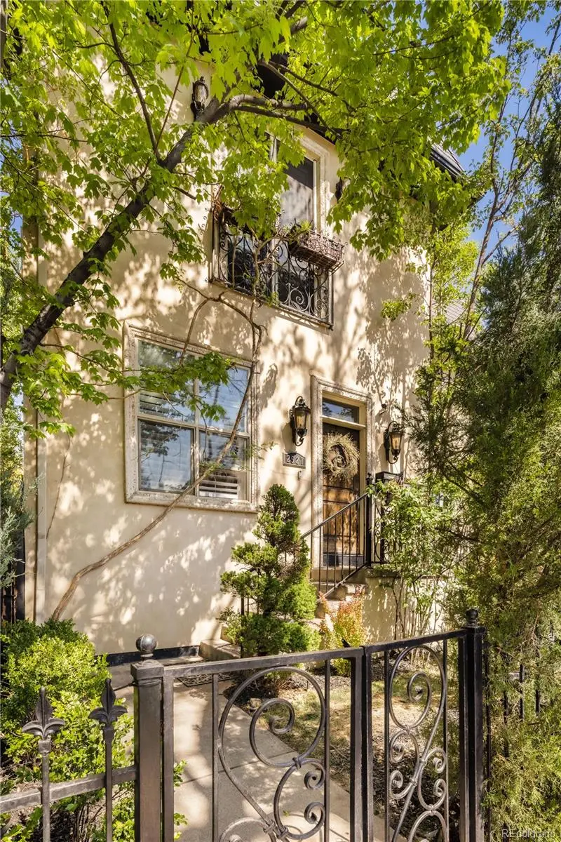 2527 Tremont Place, Denver, CO 80205 - #1