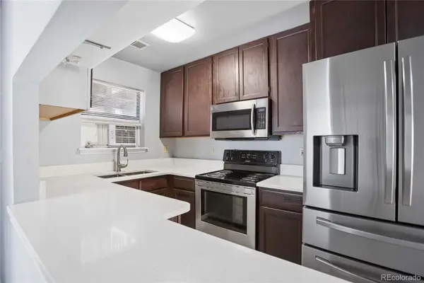 225 E 8th Avenue #F6, Longmont, CO 80504