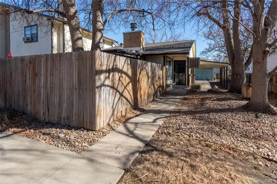 4 Nome Way #D, Aurora, CO 80012 - #2