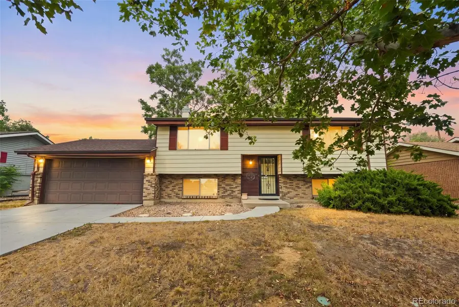 984 S Victor Way, Aurora, CO 80012 - #2