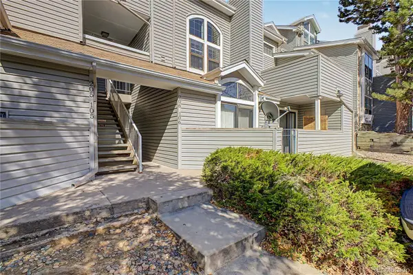 942 S Walden Street #106, Aurora, CO 80017