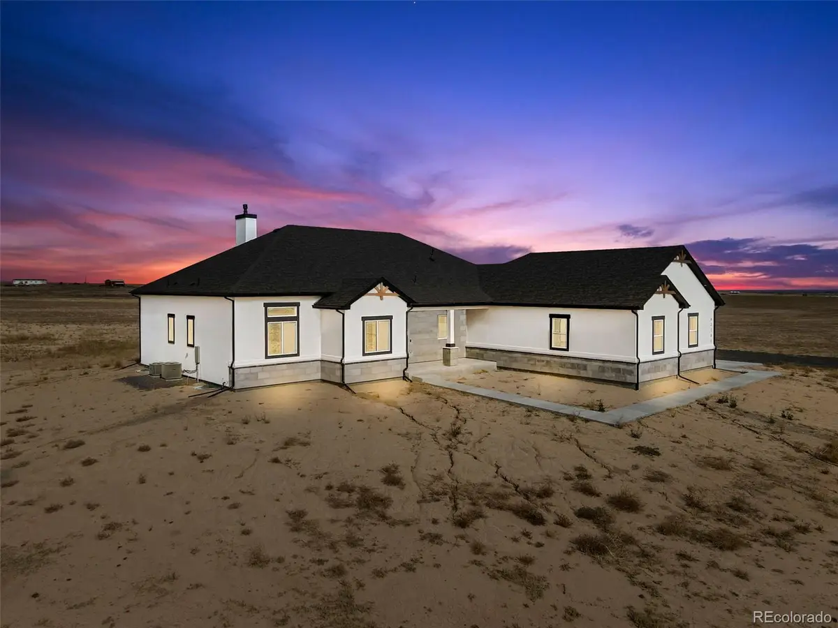 62101 E 32nd Court, Strasburg, CO 80136 - Image #1