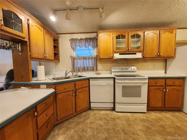 831 17th Avenue, Longmont, CO 80501