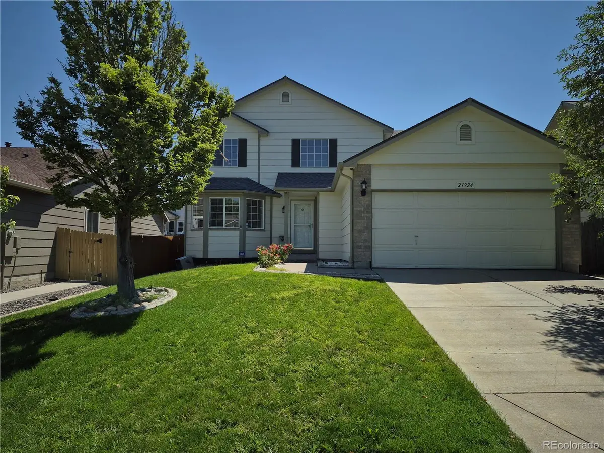 21924 E Lake Avenue, Aurora, CO 80015 - #1