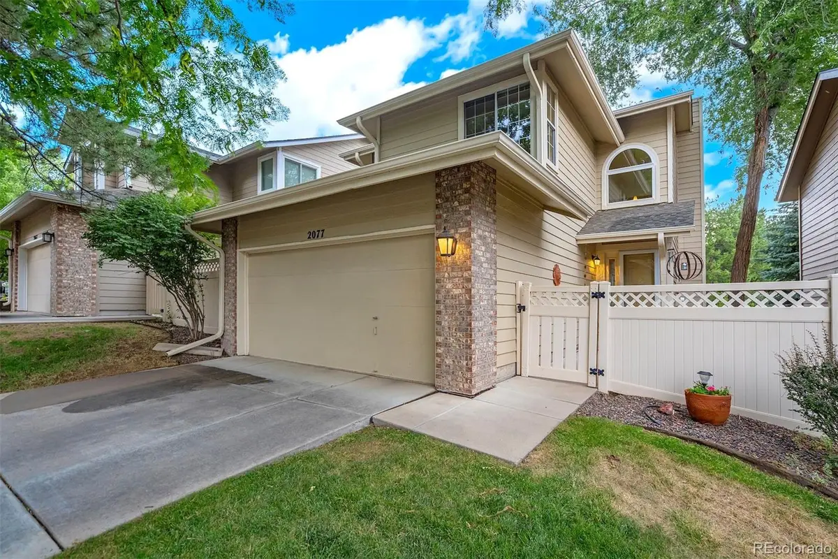 2077 E Phillips Place, Littleton, CO 80122 - #1