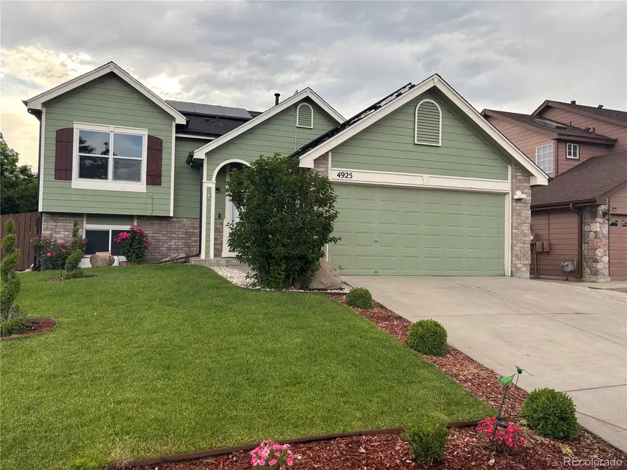 4925 Freeport Way, Denver, CO 80239 - Image #3