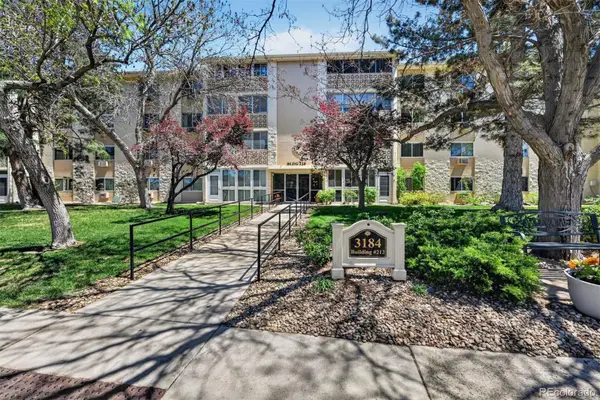 3184 S Heather Gardens Way #408, Aurora, CO 80014