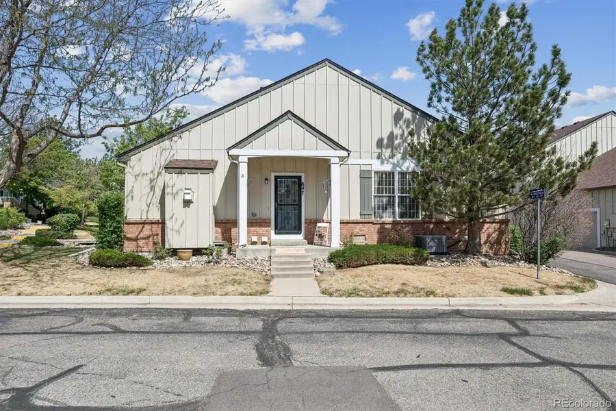 847 S Evanston Circle, Aurora, CO 80012 - #3