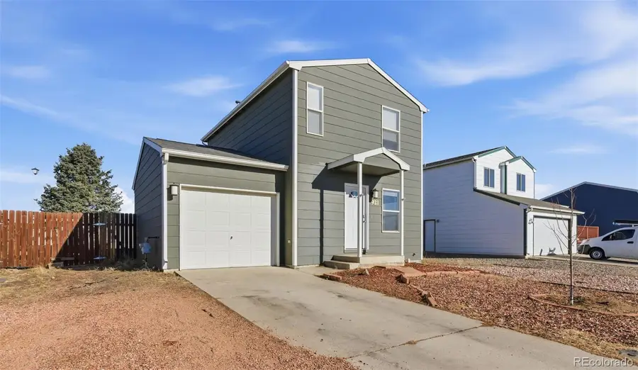 921 E 24th Street Road, Greeley, CO 80631 - #2