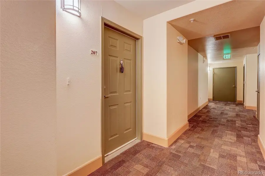 8489 Canyon Rim Circle #207, Englewood, CO 80112 - #2