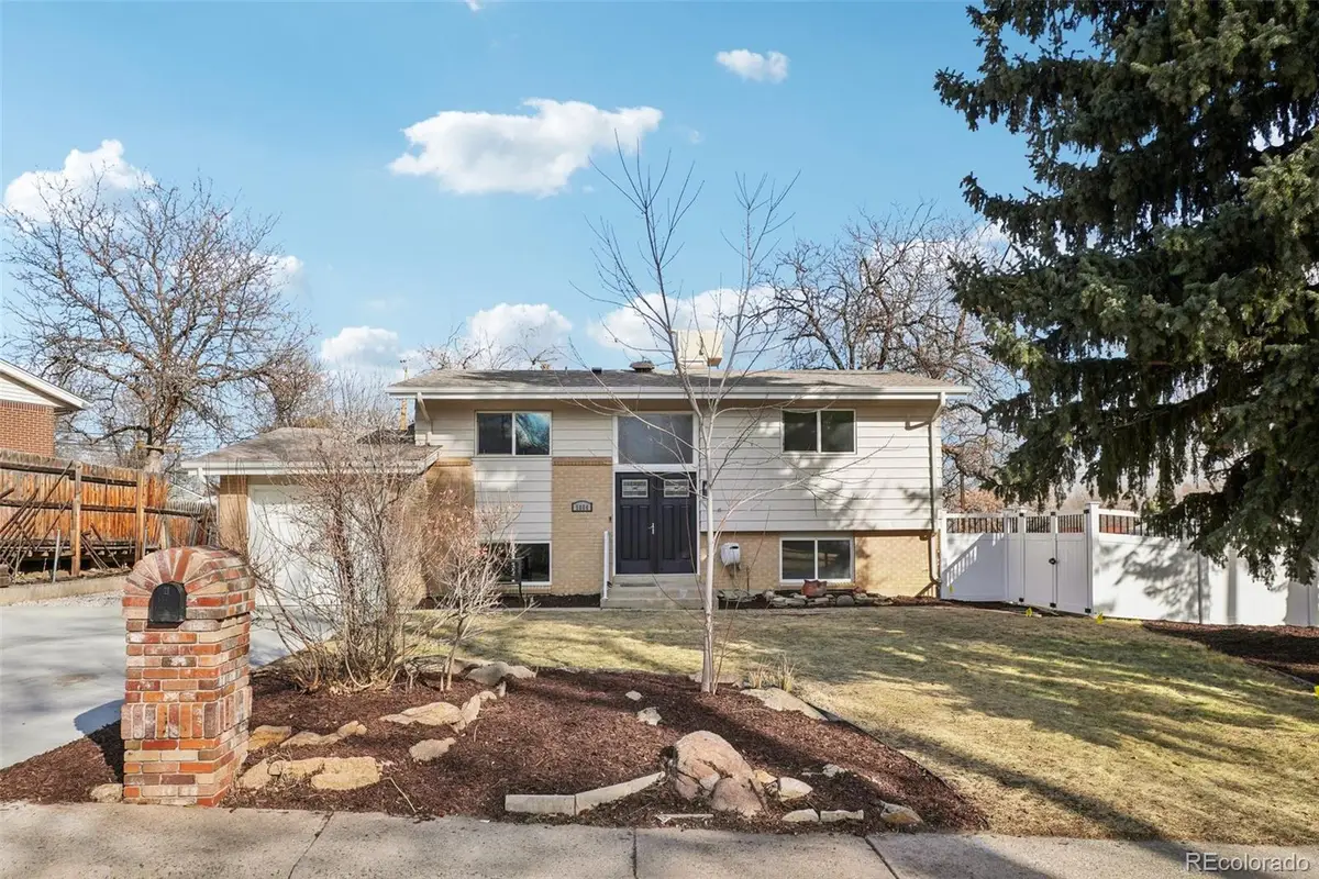 1084 S Parfet Court, Lakewood, CO 80226 - #1