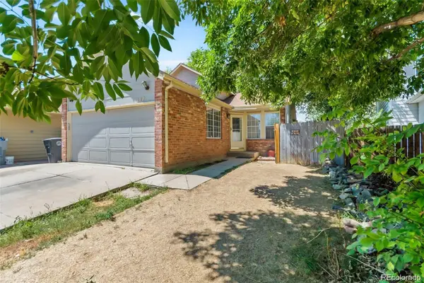 247 Wadsworth Circle, Longmont, CO 80504