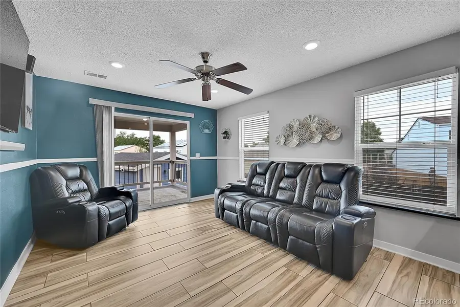 1922 Danube Way, Aurora, CO 80011 - Image #2