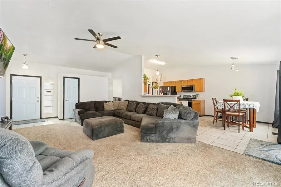 19564 E Ithaca Place, Aurora, CO 80013 - #3