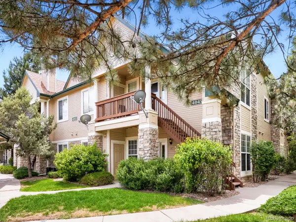 4045 S Crystal Circle #102, Aurora, CO 80014