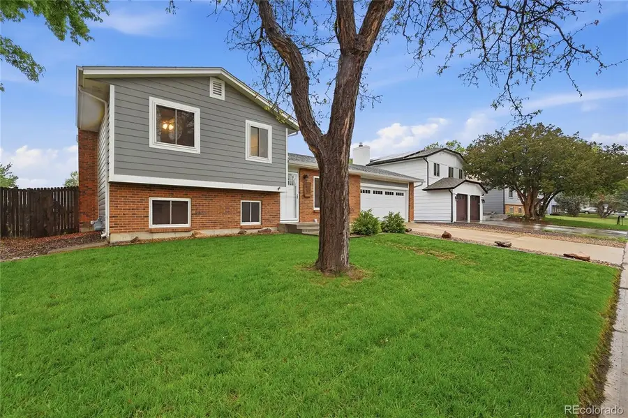 8682 W Stanford Avenue, Littleton, CO 80123 - #2