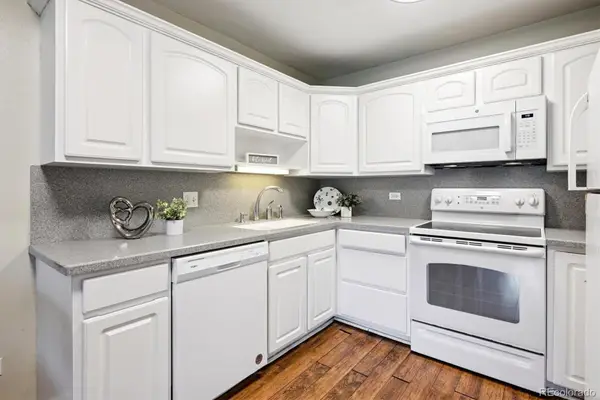 605 S Alton Way #12B, Denver, CO 80247