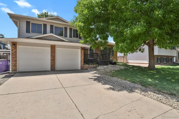 8962 W Temple Place, Denver, CO 80123