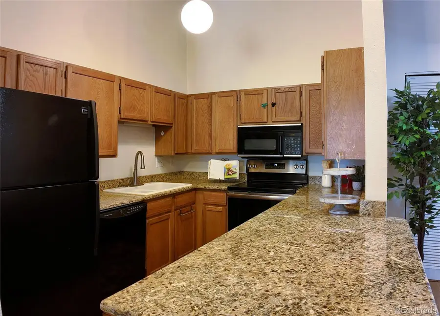2280 S Oswego Way #301, Aurora, CO 80014 - Image #2