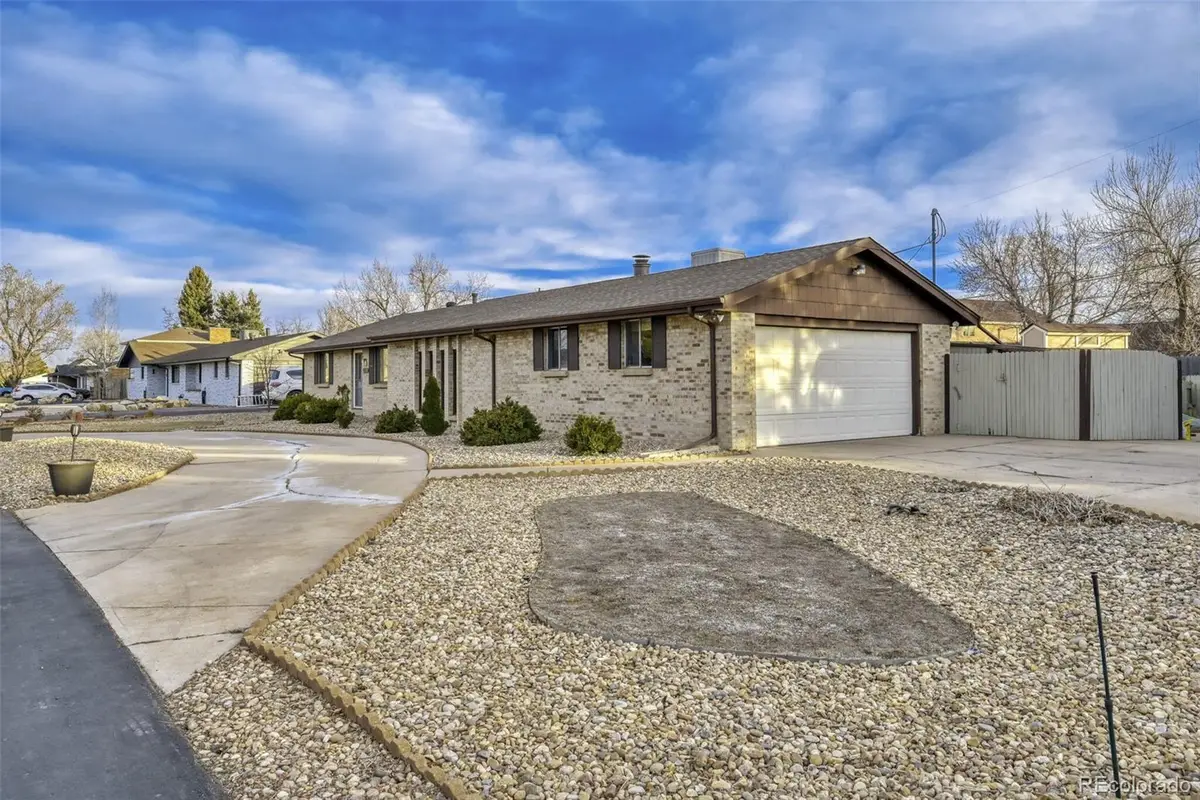 10220 Carmody Lane, Lakewood, CO 80227 - Image #1