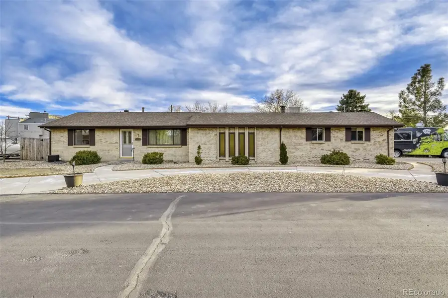 10220 Carmody Lane, Lakewood, CO 80227 - Image #3